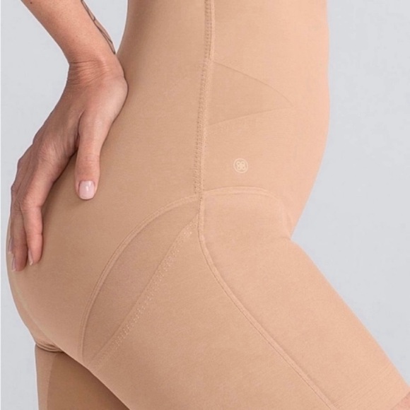 Honeylove Women's Superpower Shorts Sand
Brown Compression Flexible Boning Small - Picture 3 of 14